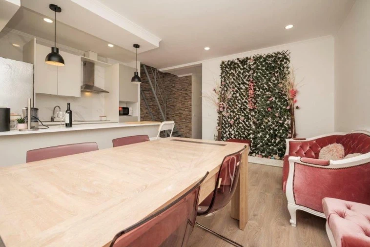 Apartamento T1 para Venda em Pontinha e Famões Foto 3