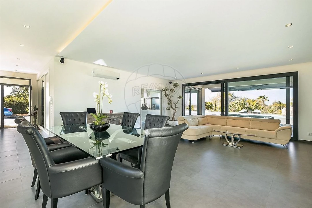 Moradia T5 para Venda em Algoz e Tunes Foto 32