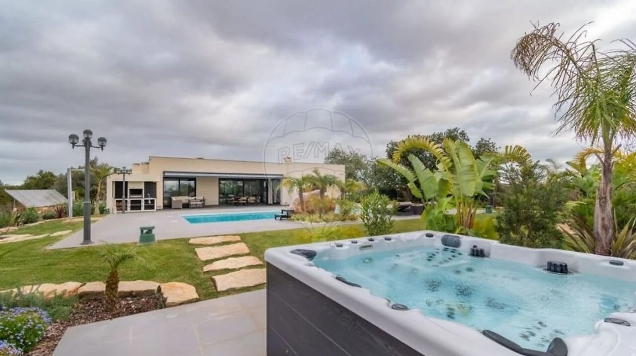 Moradia T5 para Venda em Algoz e Tunes Foto 6