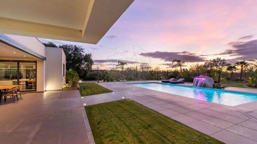 Moradia T5 para Venda em Algoz e Tunes Foto 40