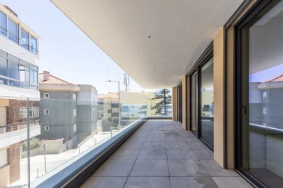 Apartamento T3 para Venda em Carcavelos e Parede