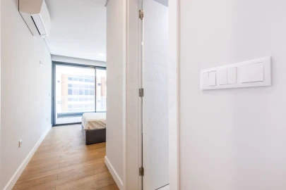 Apartamento T3 para Venda em Carcavelos e Parede