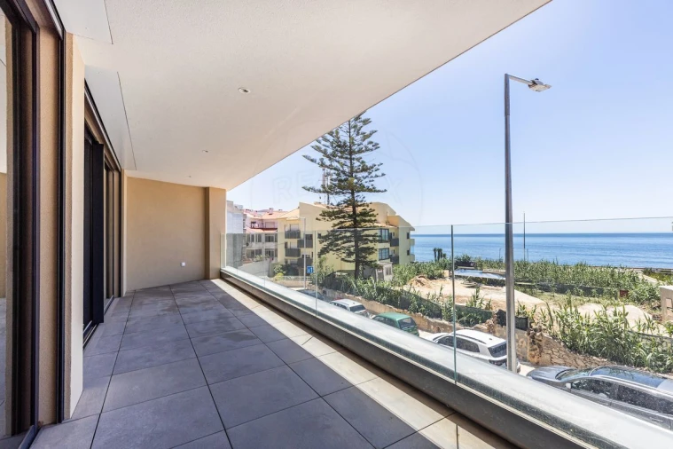 Apartamento T3 para Venda em Carcavelos e Parede Foto 7