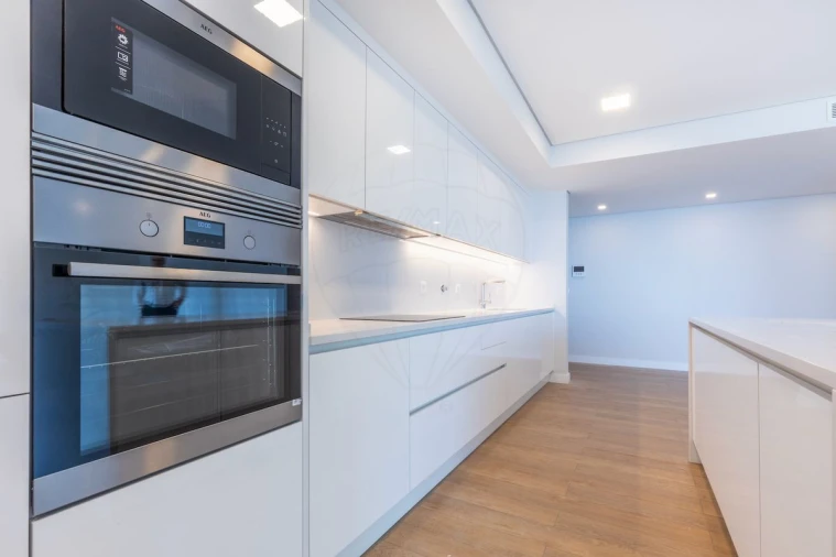 Apartamento T3 para Venda em Carcavelos e Parede Foto 10