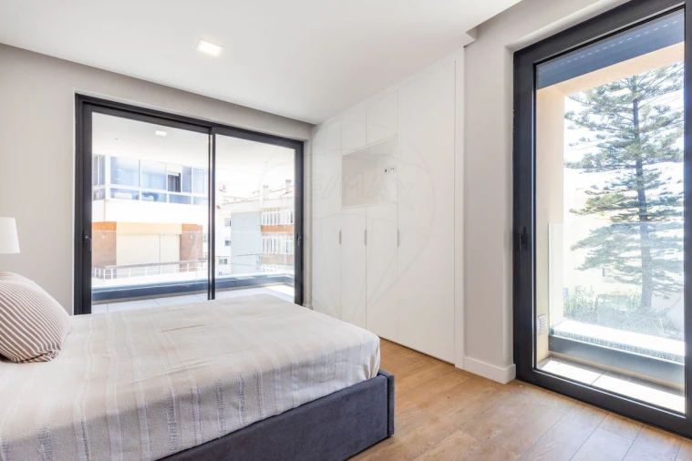 Apartamento T3 para Venda em Carcavelos e Parede Foto 20