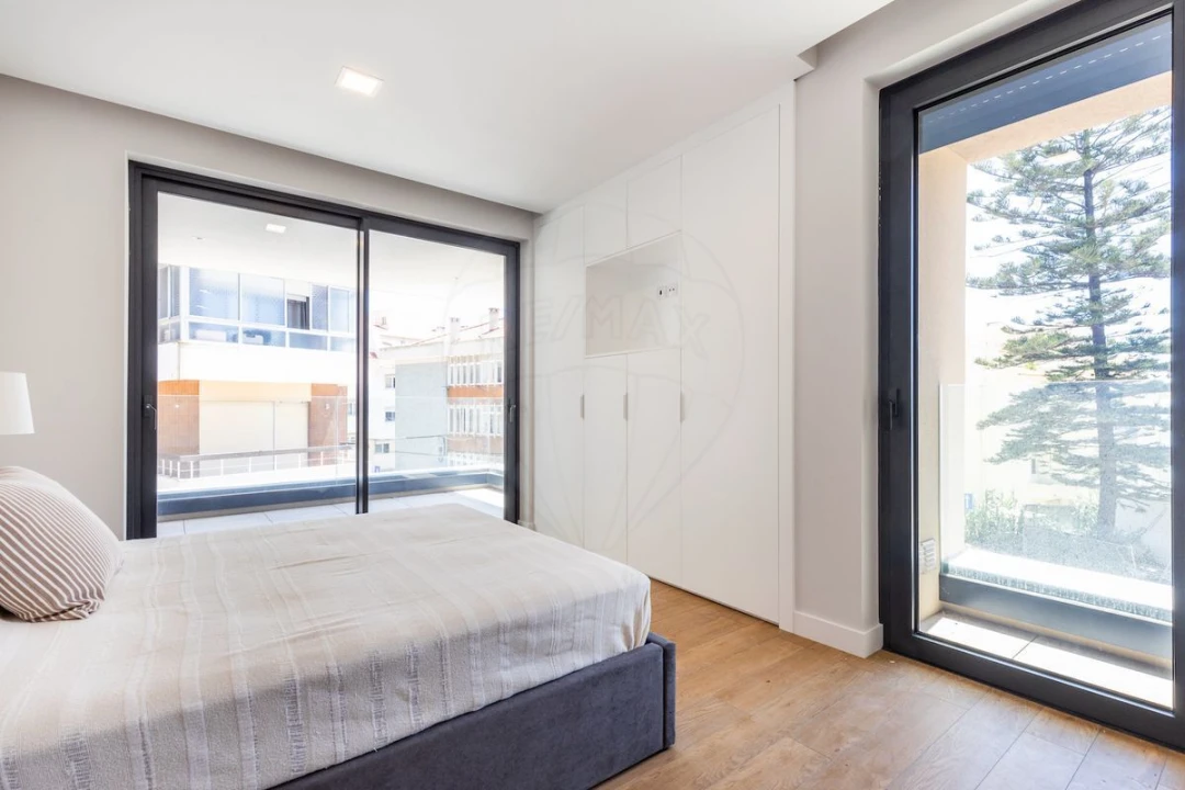 Apartamento T3 para Venda em Carcavelos e Parede Foto 20