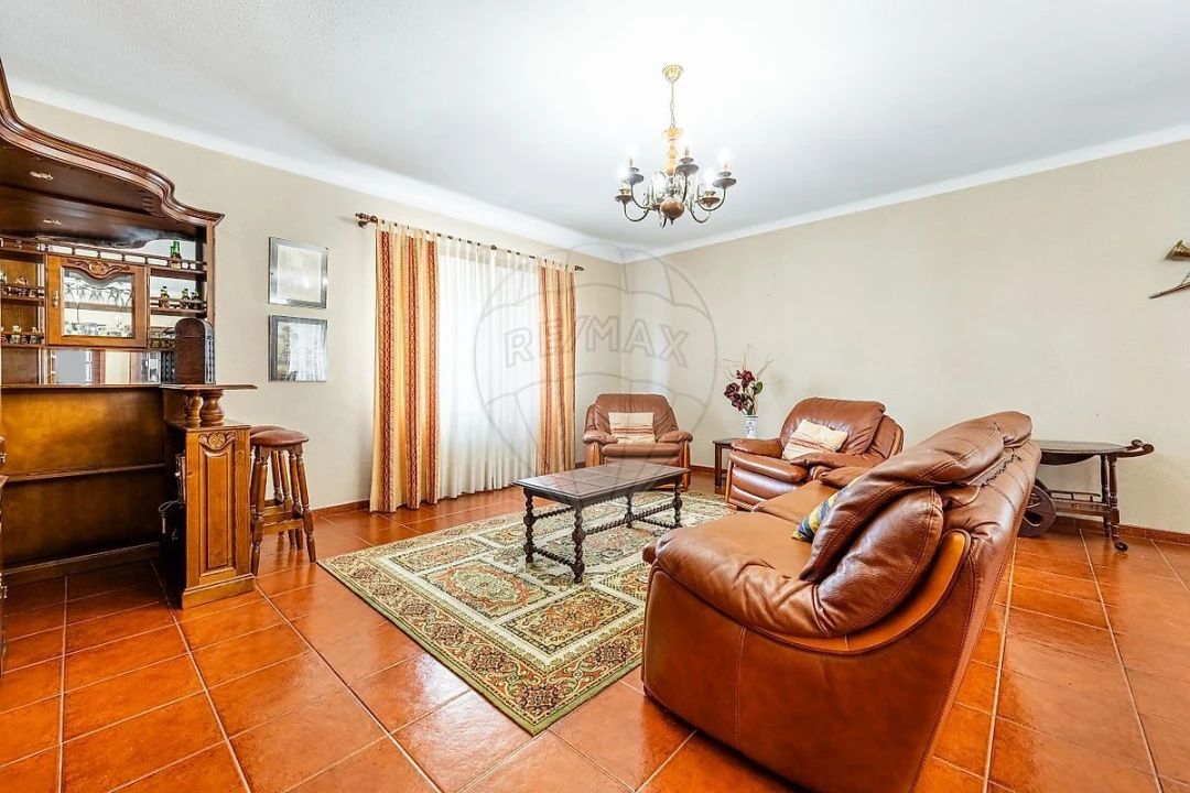 Moradia T4 para Venda em Cerdal Foto 32