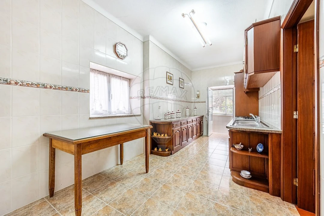 Moradia T4 para Venda em Cerdal Foto 35