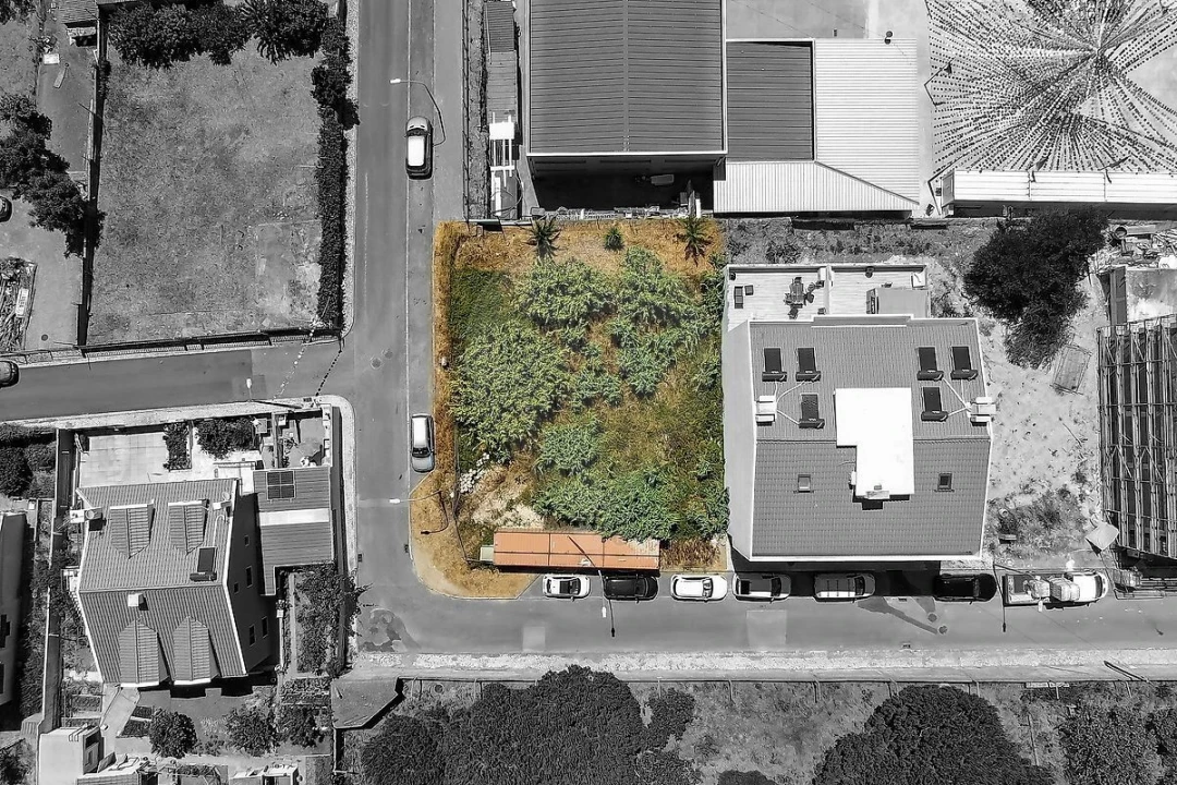 Terreno para Venda em Queluz e Belas Foto 1