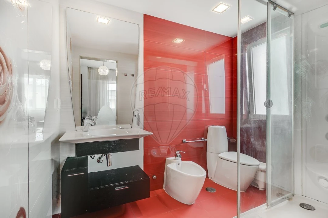 Apartamento T3 para Venda em Santo António dos Cavaleiros e Frielas Foto 18