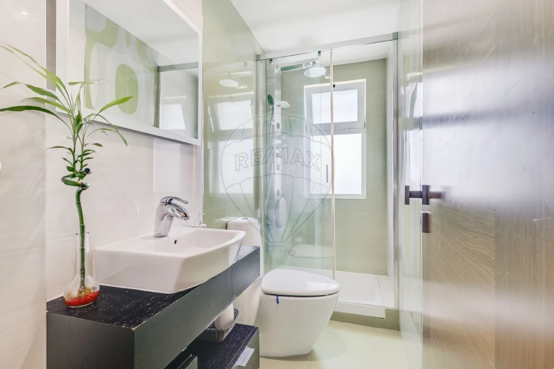 Apartamento T3 para Venda em Santo António dos Cavaleiros e Frielas Foto 19