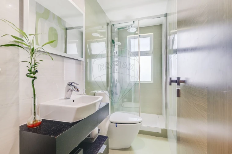 Apartamento T3 para Venda em Santo António dos Cavaleiros e Frielas Foto 19