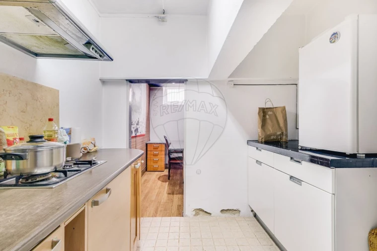 Apartamento T3 para Venda em Santo António dos Cavaleiros e Frielas Foto 28