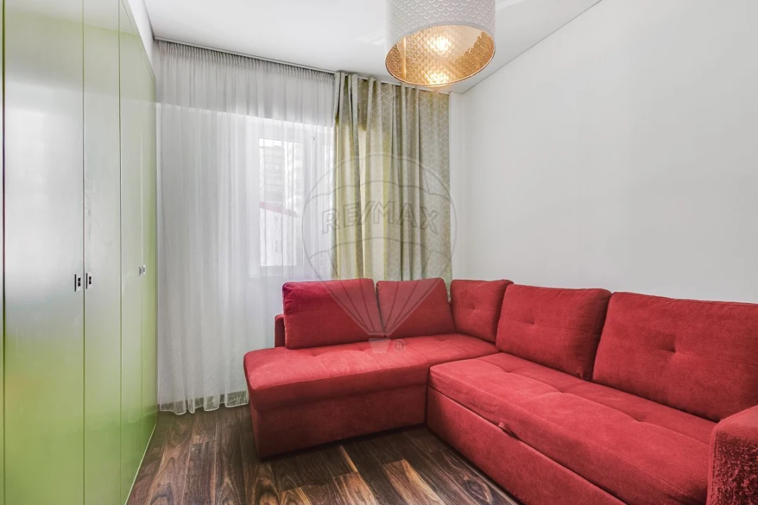 Apartamento T3 para Venda em Santo António dos Cavaleiros e Frielas Foto 22