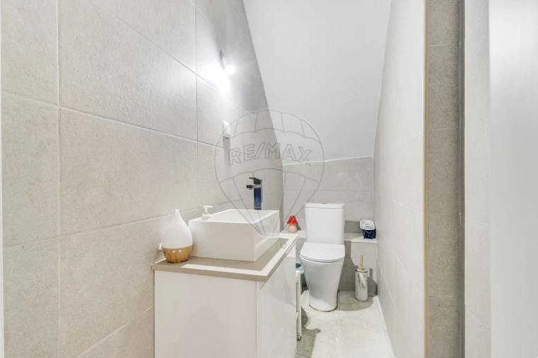 Moradia T3 para Venda em Almargem do Bispo, Pêro Pinheiro e Montelavar Foto 17