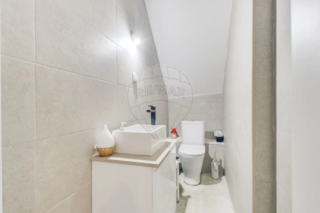 Moradia T3 para Venda em Almargem do Bispo, Pêro Pinheiro e Montelavar Foto 17