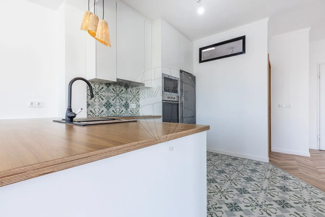Apartamento T1 para Venda em Almada, Cova da Piedade, Pragal e Cacilhas Foto 12