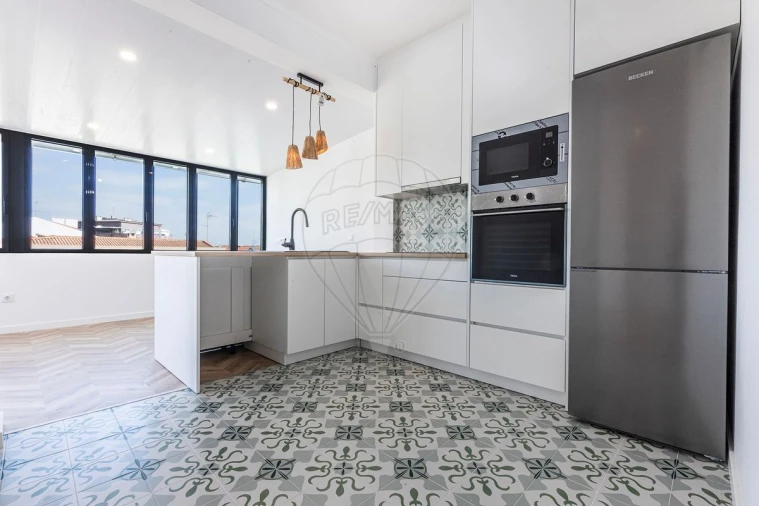 Apartamento T1 para Venda em Almada, Cova da Piedade, Pragal e Cacilhas Foto 11