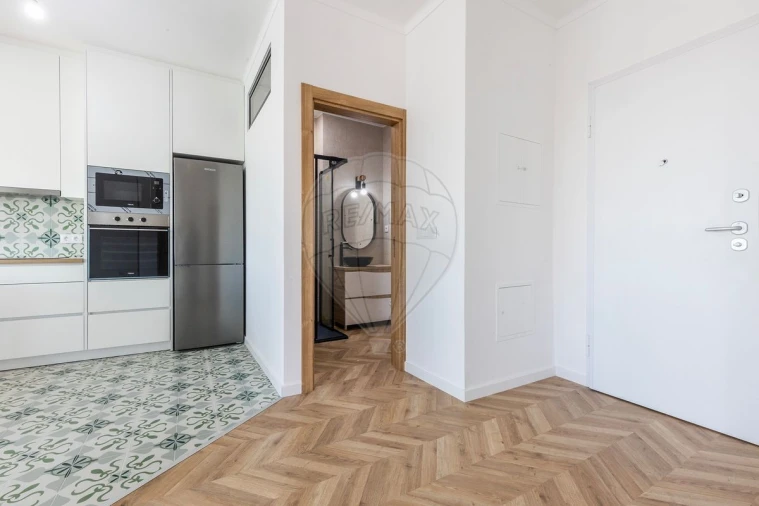 Apartamento T1 para Venda em Almada, Cova da Piedade, Pragal e Cacilhas Foto 22