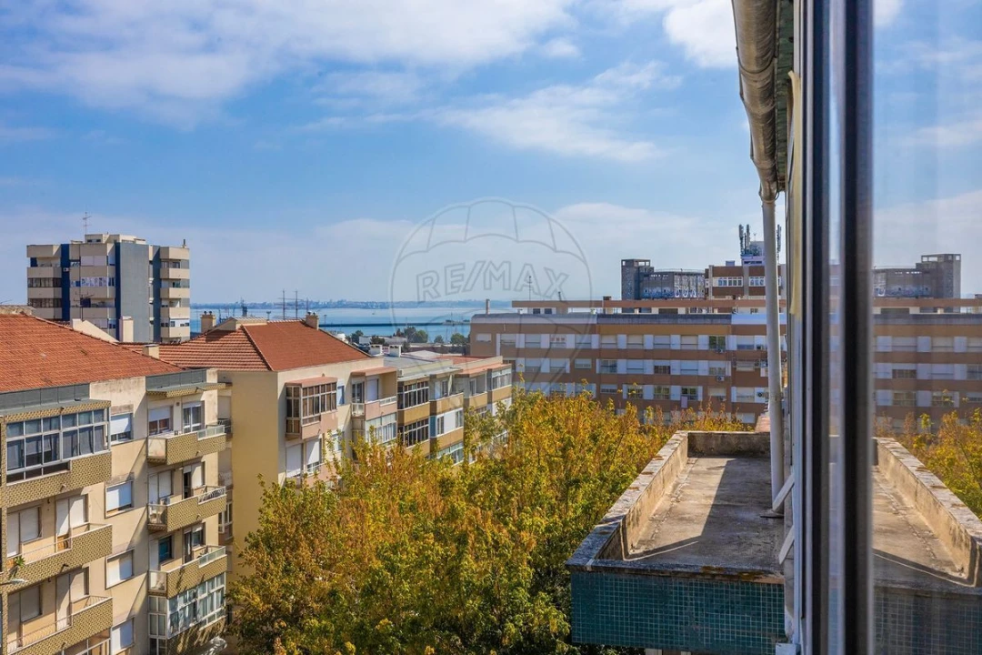 Apartamento T1 para Venda em Almada, Cova da Piedade, Pragal e Cacilhas Foto 26