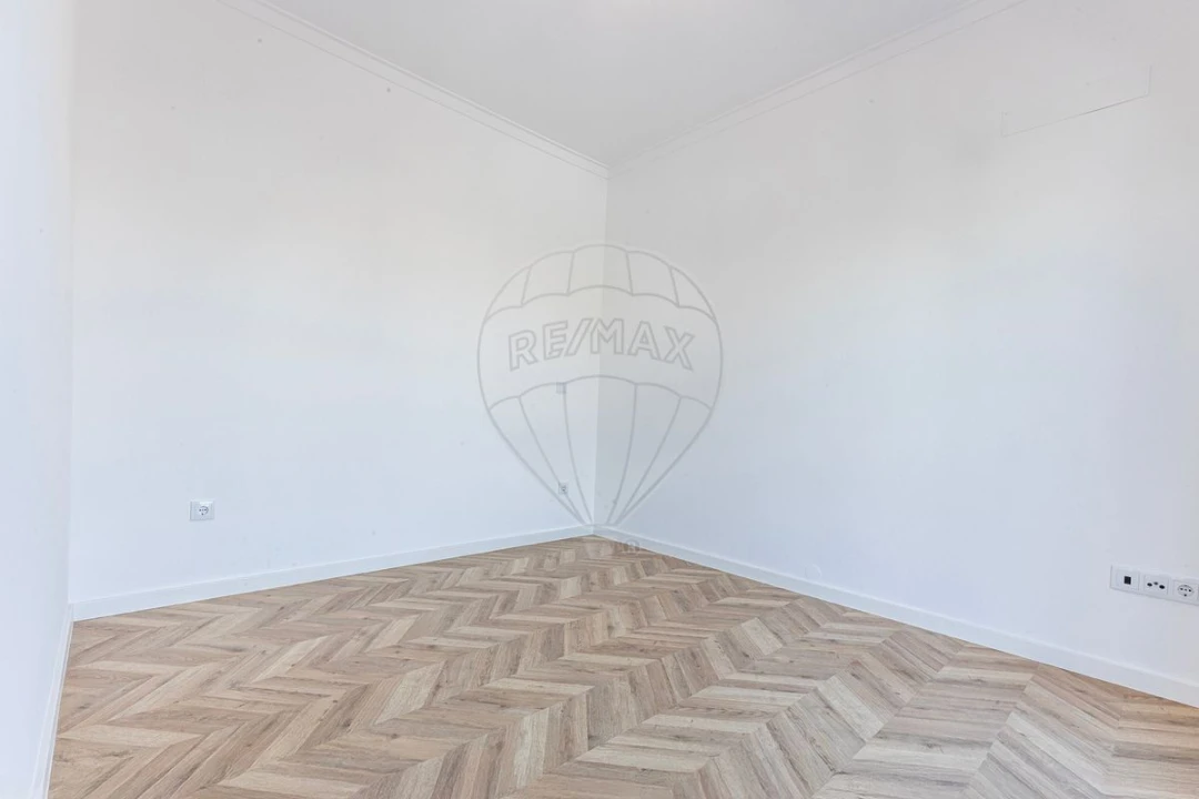 Apartamento T1 para Venda em Almada, Cova da Piedade, Pragal e Cacilhas Foto 18