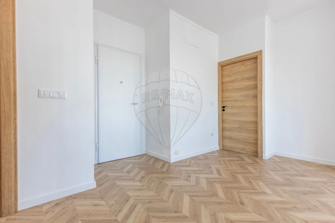 Apartamento T1 para Venda em Almada, Cova da Piedade, Pragal e Cacilhas Foto 14