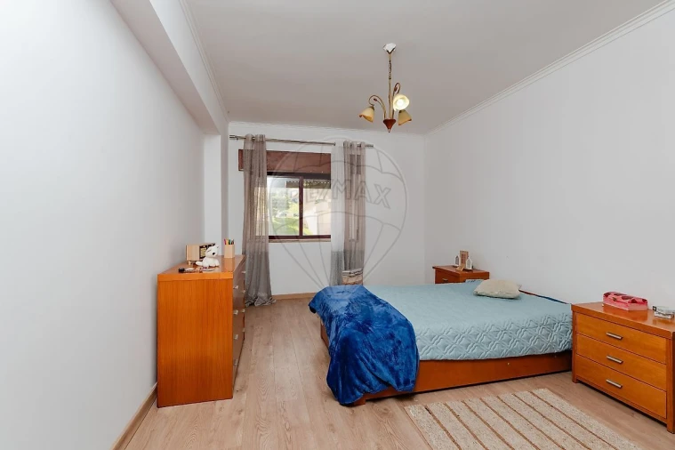 Apartamento T3 para Venda em Póvoa de Santa Iria e Forte da Casa Foto 19