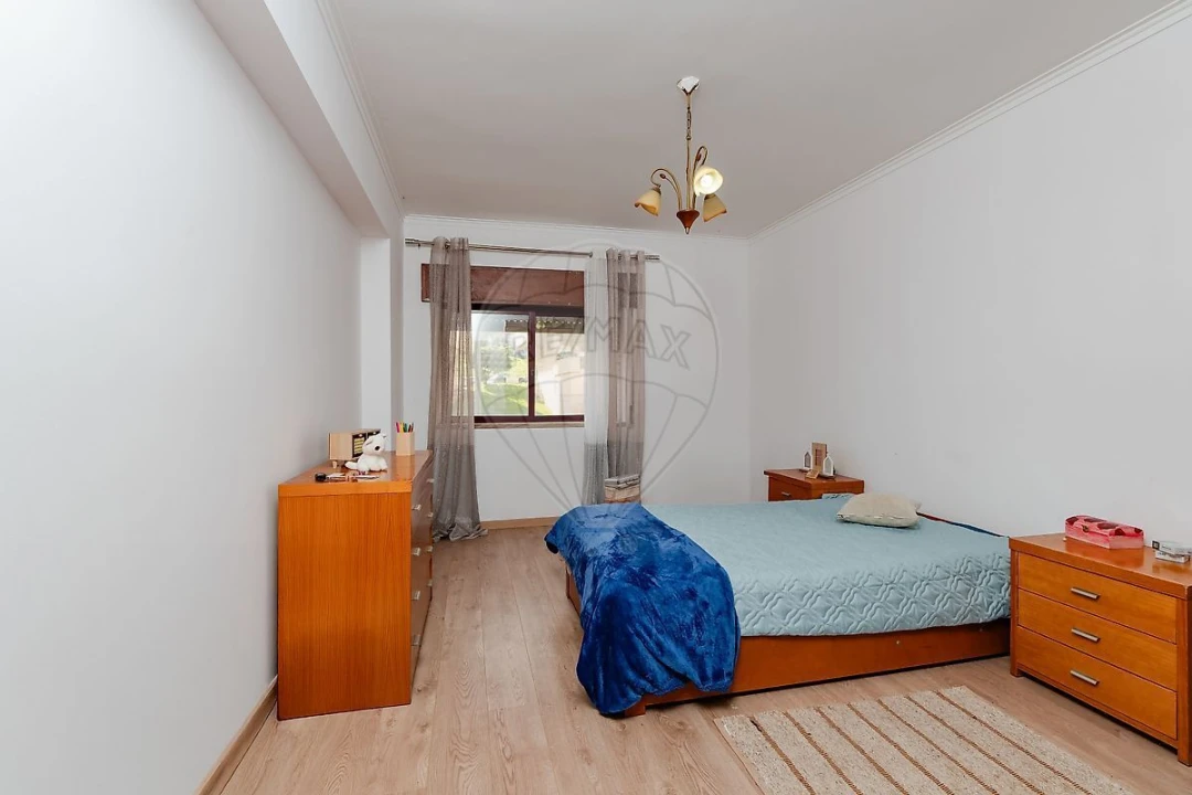 Apartamento T3 para Venda em Póvoa de Santa Iria e Forte da Casa Foto 19