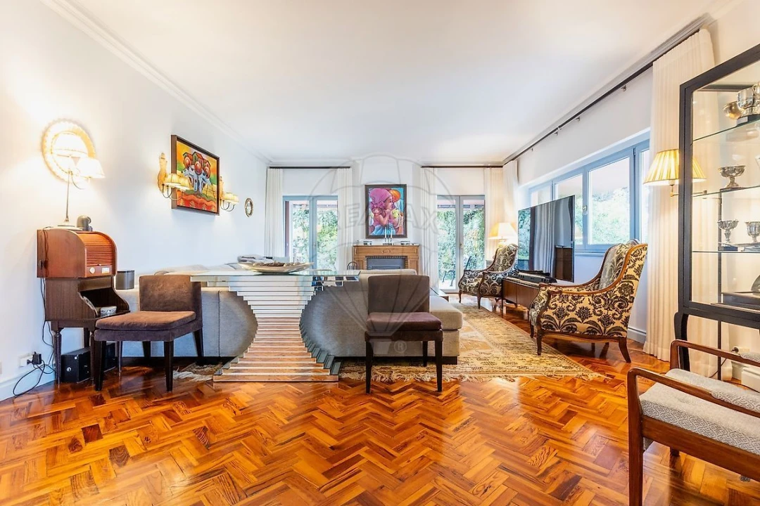 Moradia T6 para Venda em Cascais e Estoril Foto 26