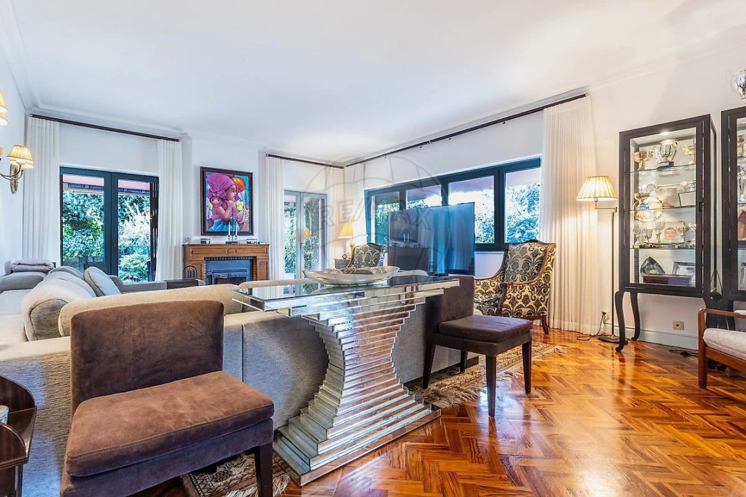 Moradia T6 para Venda em Cascais e Estoril Foto 25