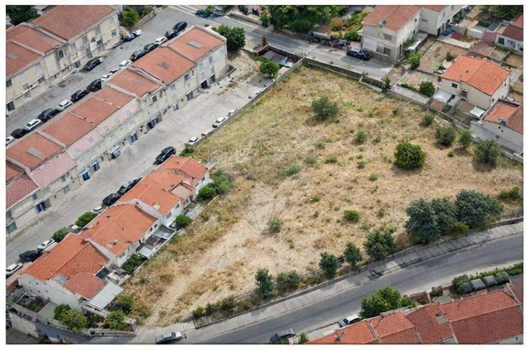 Terreno para Venda em Alverca do Ribatejo e Sobralinho Foto 9