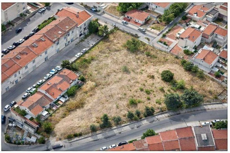 Terreno para Venda em Alverca do Ribatejo e Sobralinho Foto 8