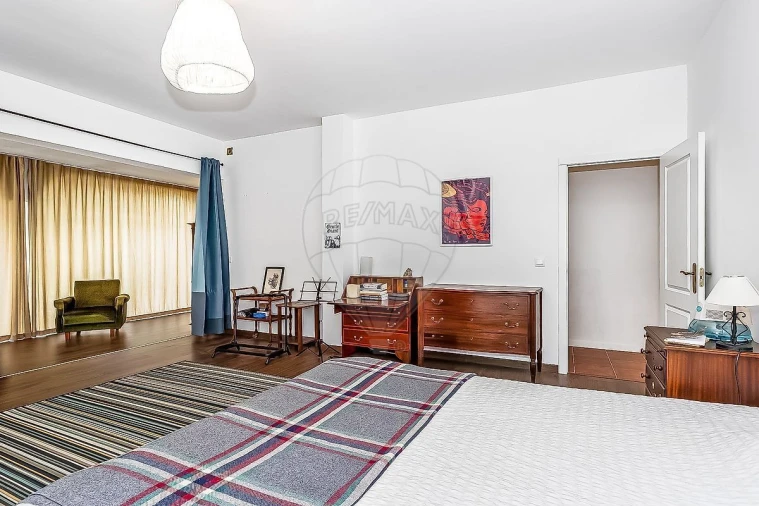 Moradia T3 para Venda em Venda do Pinheiro e Santo Estêvão das Galés Foto 17