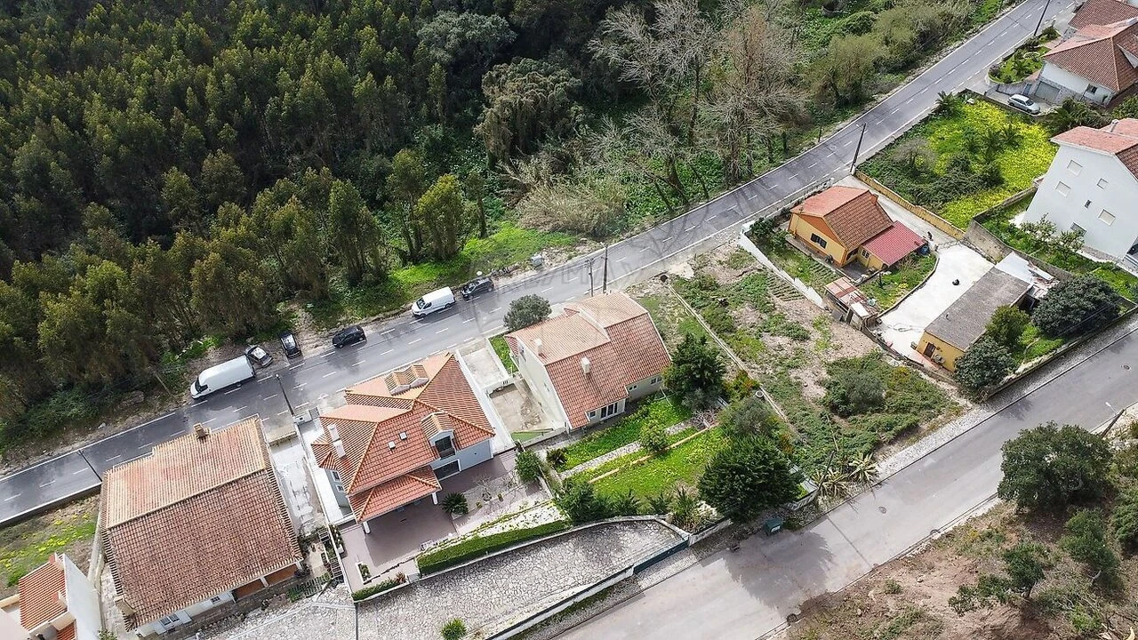 Moradia T3 para Venda em Venda do Pinheiro e Santo Estêvão das Galés Foto 31