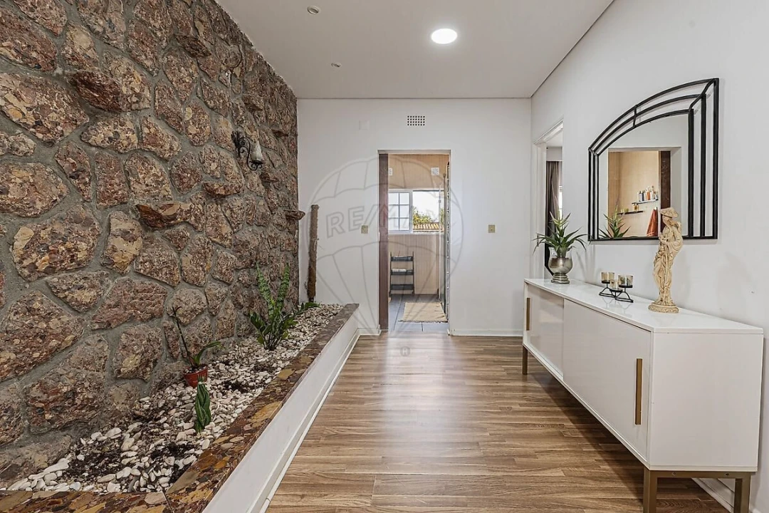 Moradia T11 para Venda em Azeitão (São Lourenço e São Simão) Foto 12