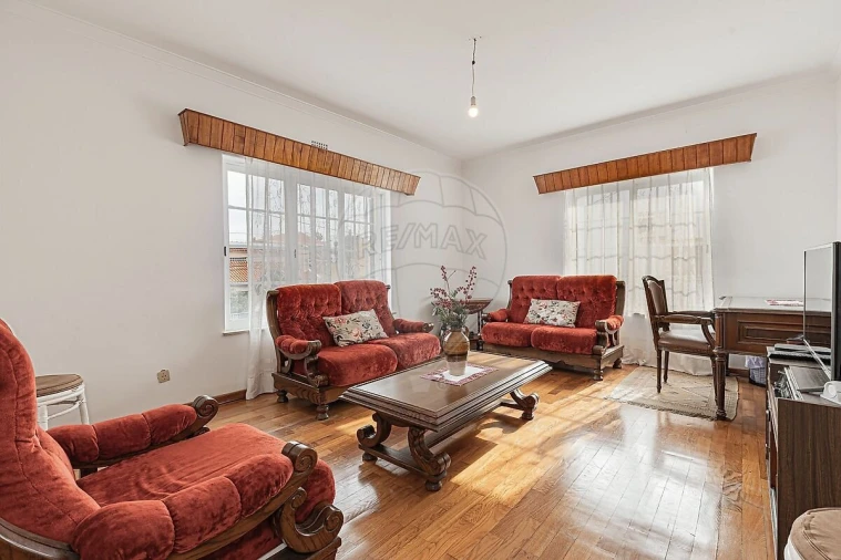 Moradia T11 para Venda em Azeitão (São Lourenço e São Simão) Foto 30