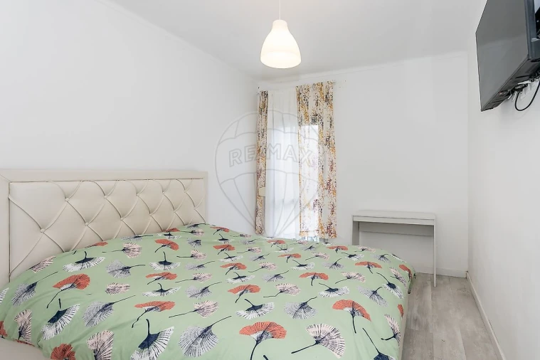 Apartamento T5 para Venda em Agualva e Mira-Sintra Foto 17