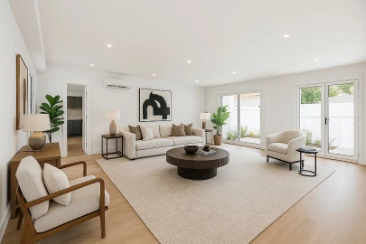 Moradia T4 para Venda em Pontinha e Famões