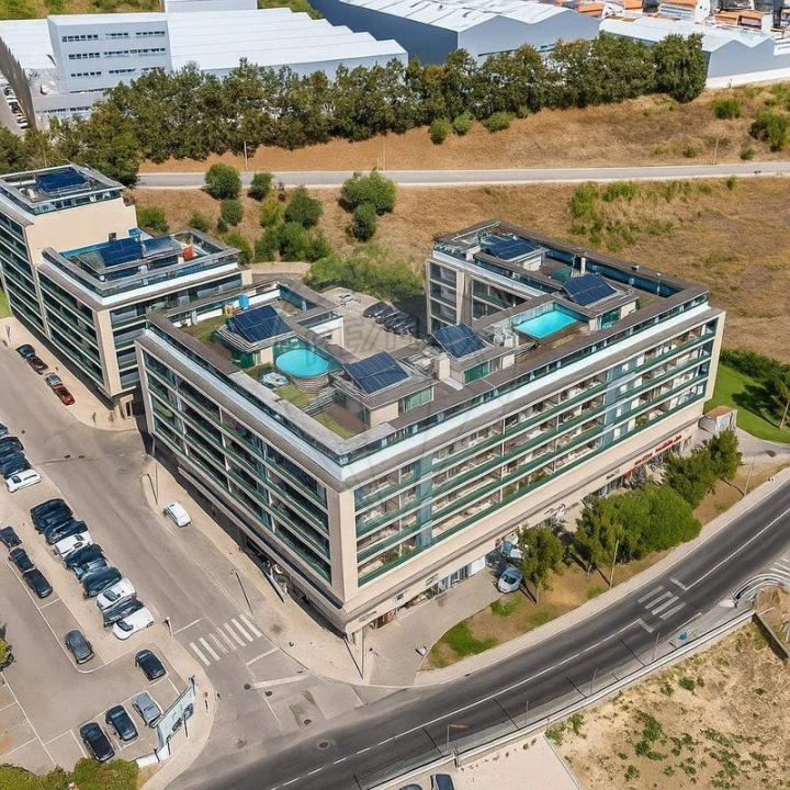 Apartamento T2 para Venda em Pontinha e Famões Foto 1