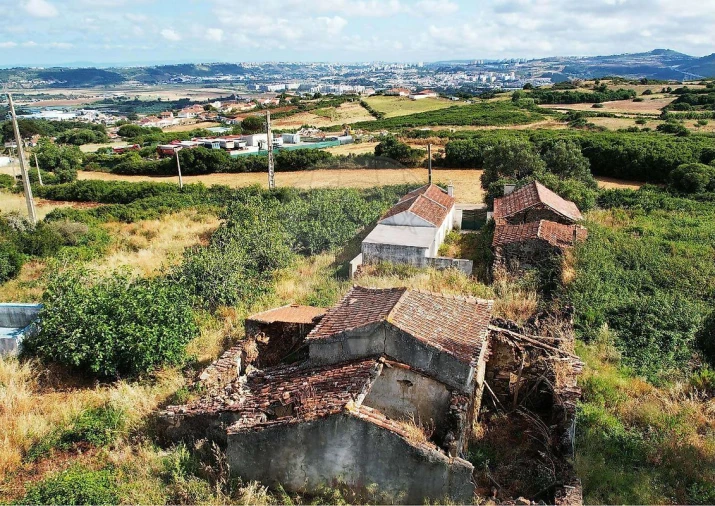 Terreno para Venda em Santo Antão e São Julião do Tojal Foto 9
