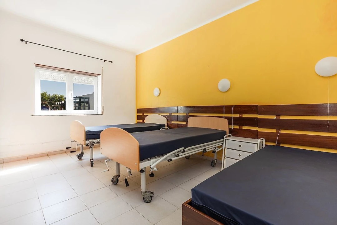 Loja para Arrendamento em Lourinhã e Atalaia Foto 15