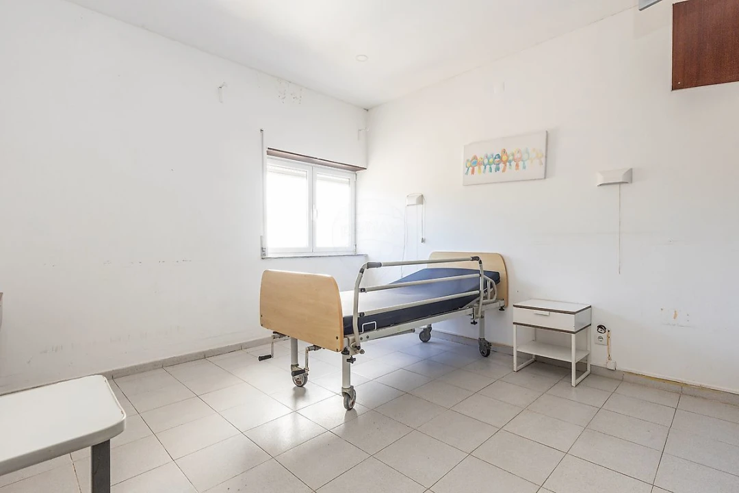 Loja para Arrendamento em Lourinhã e Atalaia Foto 49