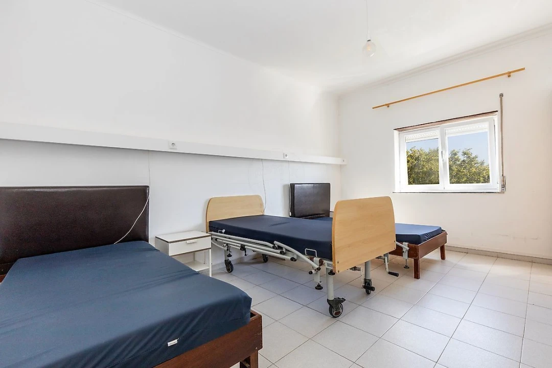 Loja para Arrendamento em Lourinhã e Atalaia Foto 43