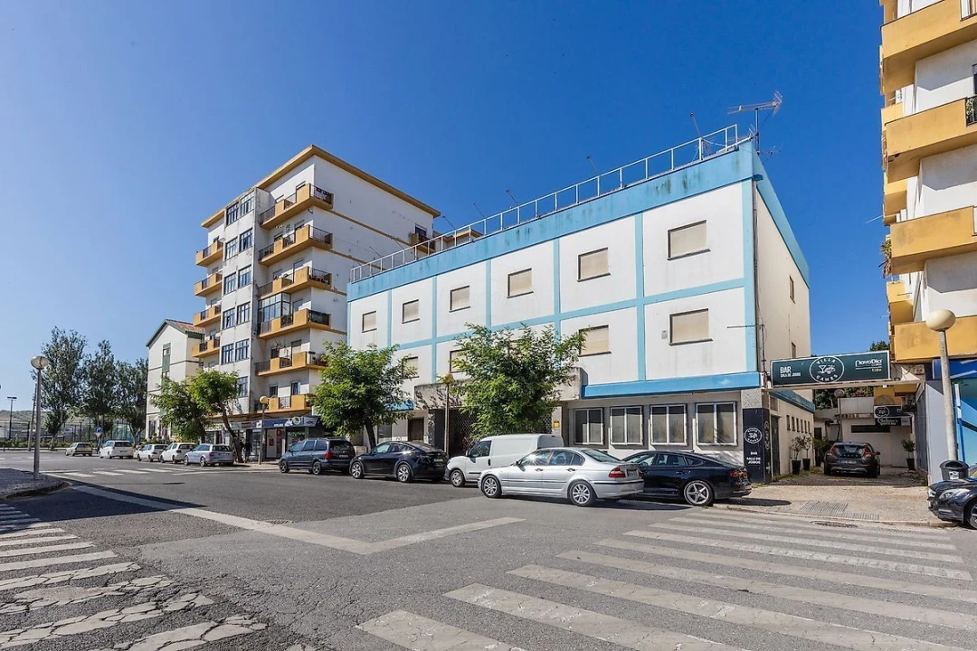 Loja para Arrendamento em Lourinhã e Atalaia Foto 3