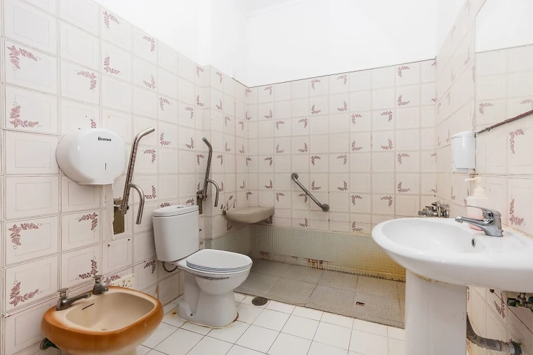 Loja para Arrendamento em Lourinhã e Atalaia Foto 8