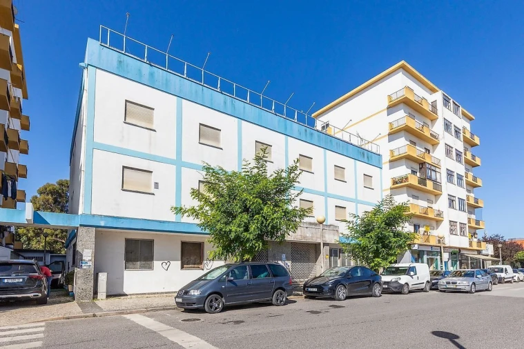 Loja para Arrendamento em Lourinhã e Atalaia Foto 2