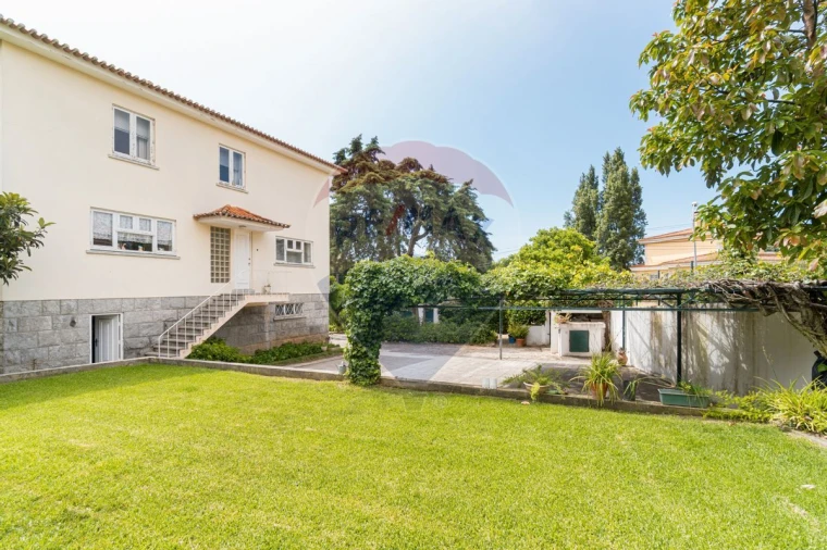 Moradia T9 para Venda em Oeiras e São Julião da Barra, Paço de Arcos e Caxias Foto 9