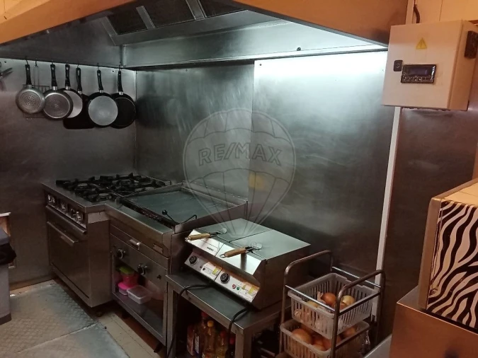 Loja para Venda em Algés, Linda-A-Velha e Cruz Quebrada-Dafundo Foto 9