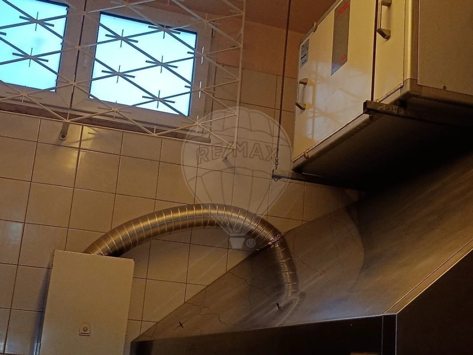 Loja para Venda em Algés, Linda-A-Velha e Cruz Quebrada-Dafundo Foto 10