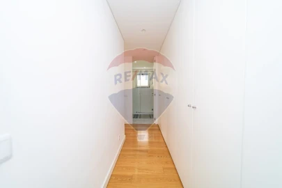 Apartamento T3 para Venda em Carcavelos e Parede